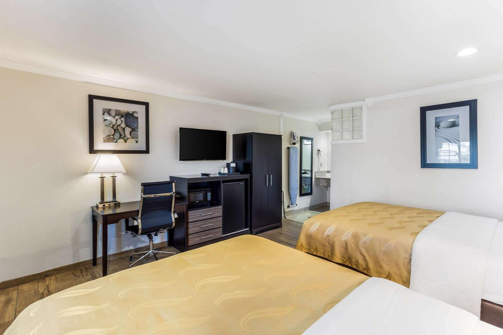 Quality Inn Escondido San Diego North County Exterior photo