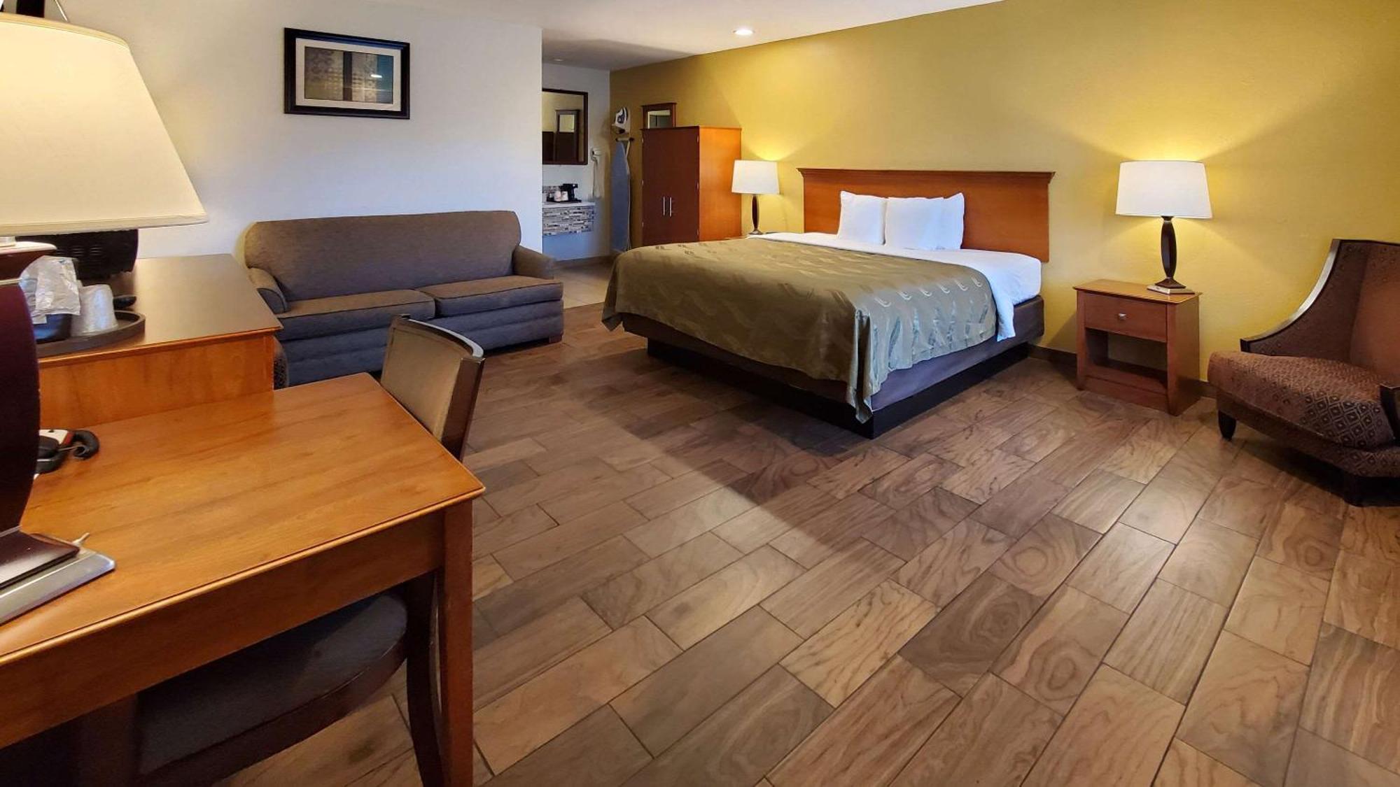 Quality Inn Escondido San Diego North County Exterior photo